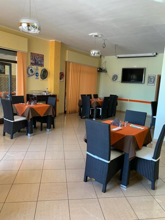 Stanza Vacanza Lo Stadio Sibari Eksteriør billede
